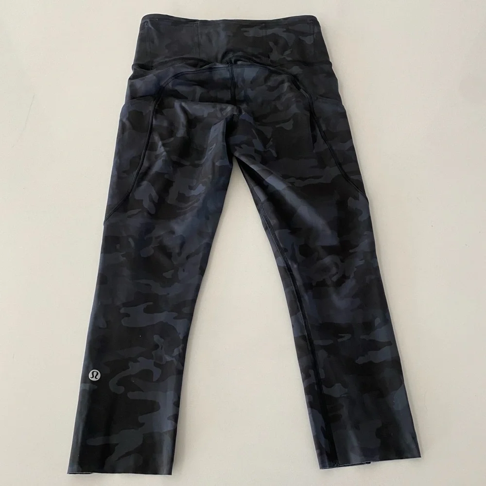 Lululemon Fast & Free Crop II 19” Camo 4